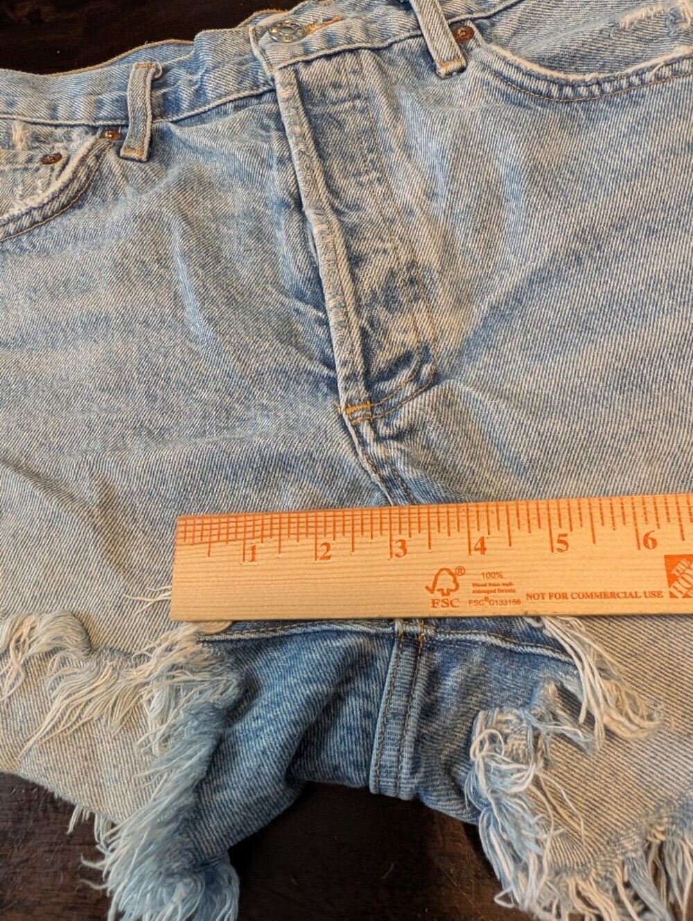 AGOLDE Parker Vintage Cutoff Distressed Denim Shorts, Women's 31 - Picture 8 of 12